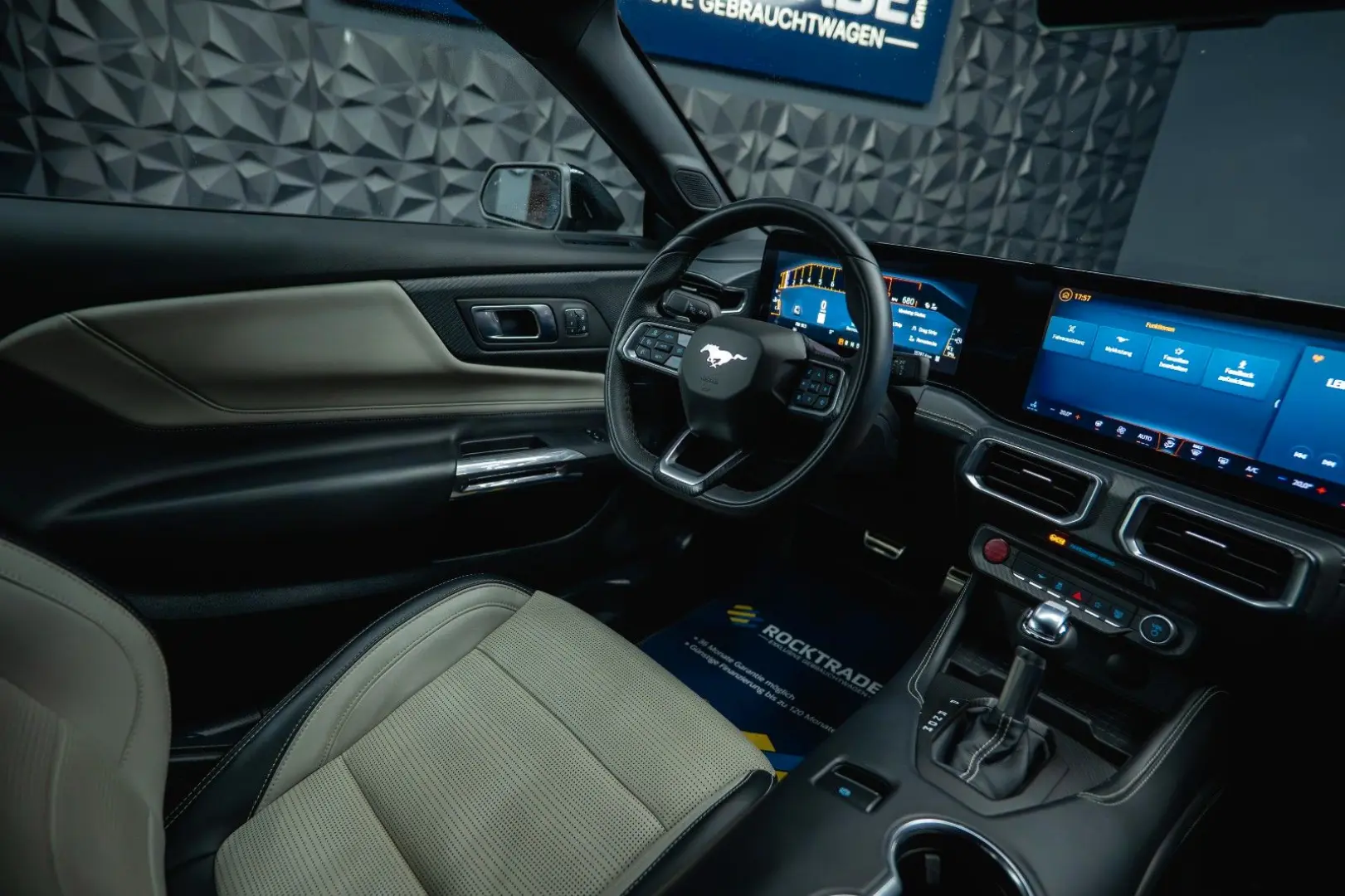 Mustang GT Coupe 5.0 Ti-VCT V8 Performance LED