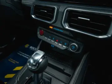 Mustang GT Coupe 5.0 Ti-VCT V8 Performance LED