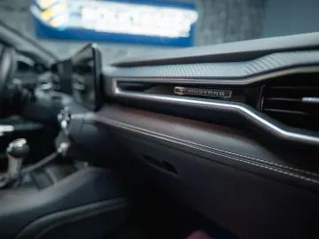 Mustang GT Coupe 5.0 Ti-VCT V8 Performance LED