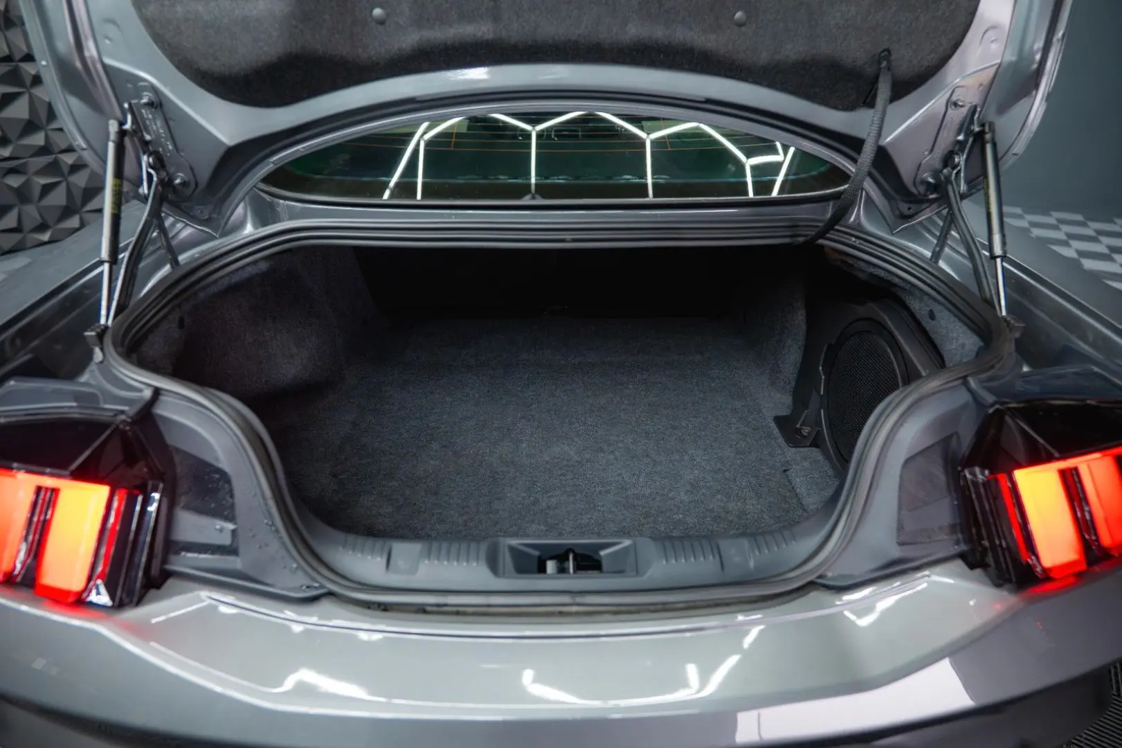 Mustang GT Coupe 5.0 Ti-VCT V8 Performance LED