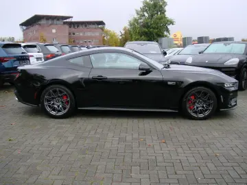 Mustang 5 0Ti-VCT V8 328 GT Fastback  ACC