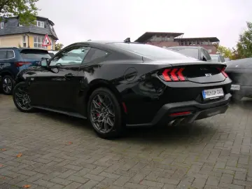 Mustang 5 0Ti-VCT V8 328 GT Fastback  ACC
