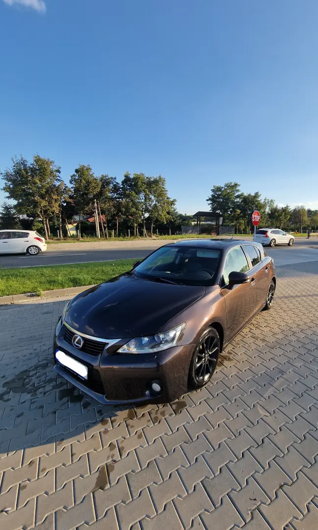Lexus CT 200h