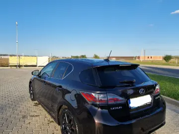 Lexus CT 200h