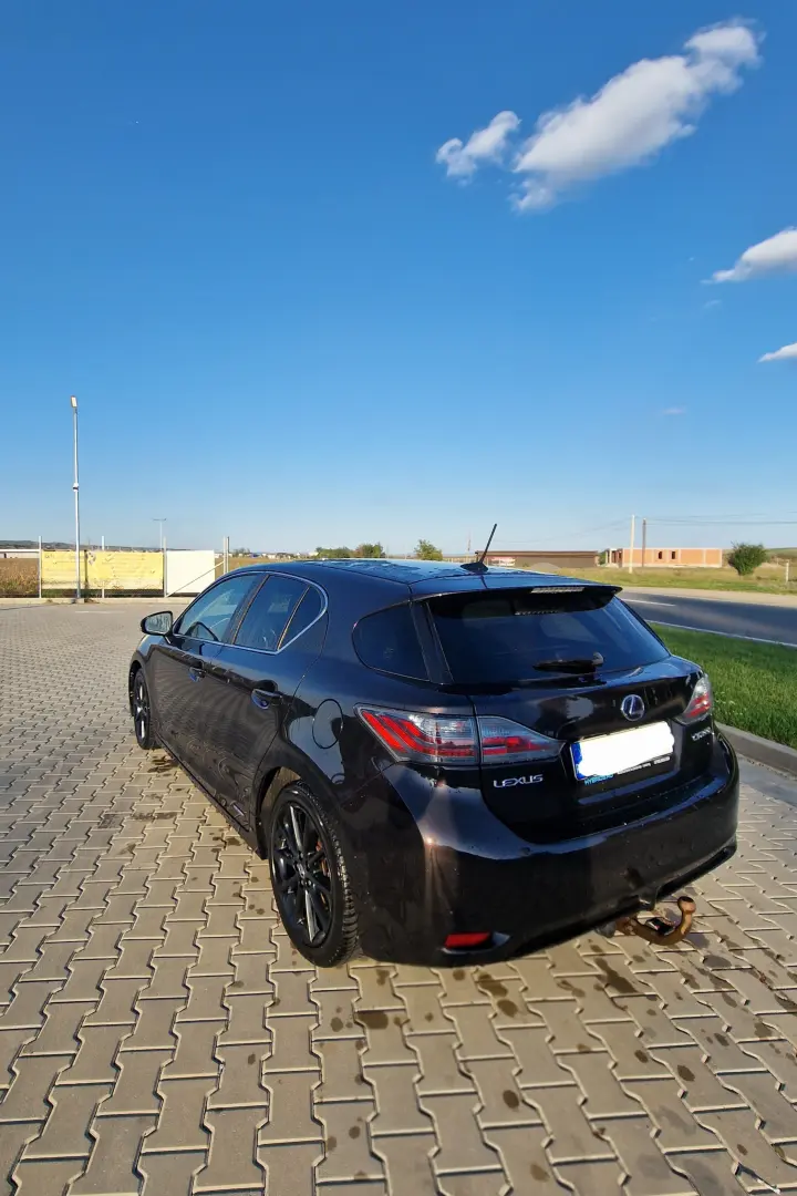 Lexus CT 200h