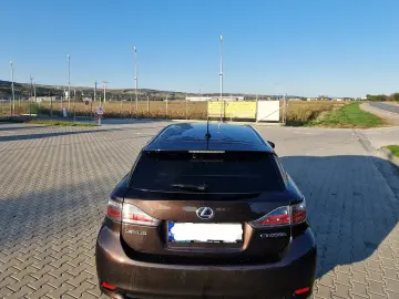 Lexus CT 200h