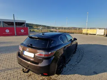 Lexus CT 200h