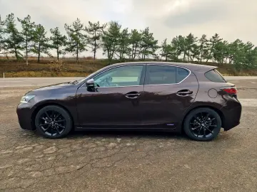 Lexus CT 200h