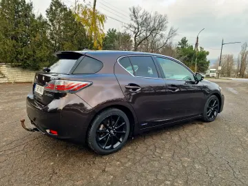 Lexus CT 200h