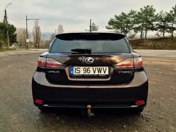 Lexus CT 200h