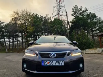 Lexus CT 200h