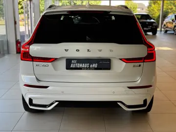 XC60 Plus Dark AWD Pano AHK H&K Kam ACC Leder