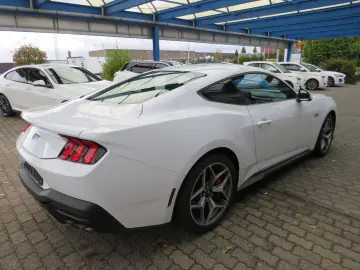 Mustang Fastback 5.0 Ti-VCT V8 328 GT DE Modell