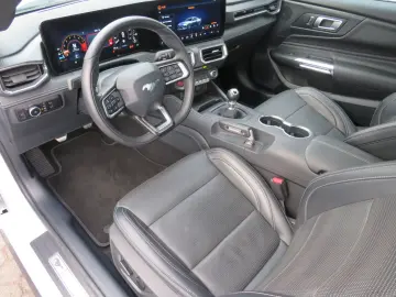 Mustang Fastback 5.0 Ti-VCT V8 328 GT DE Modell