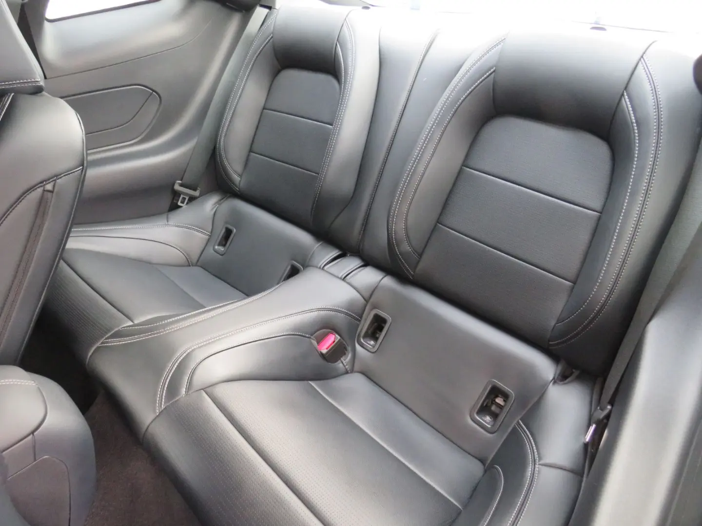 Mustang Fastback 5.0 Ti-VCT V8 328 GT DE Modell