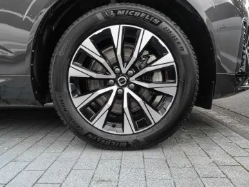 XC60 B4 AWD Plus Dark MATRIX ACC