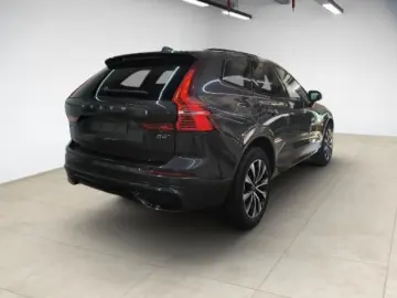 XC60 Plus Dark AWD STHZ AHK BLIS ACC MATRIX-LED