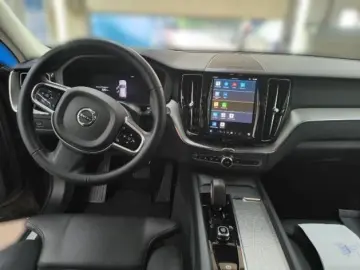 XC60 Plus Dark AWD STHZ AHK BLIS ACC MATRIX-LED