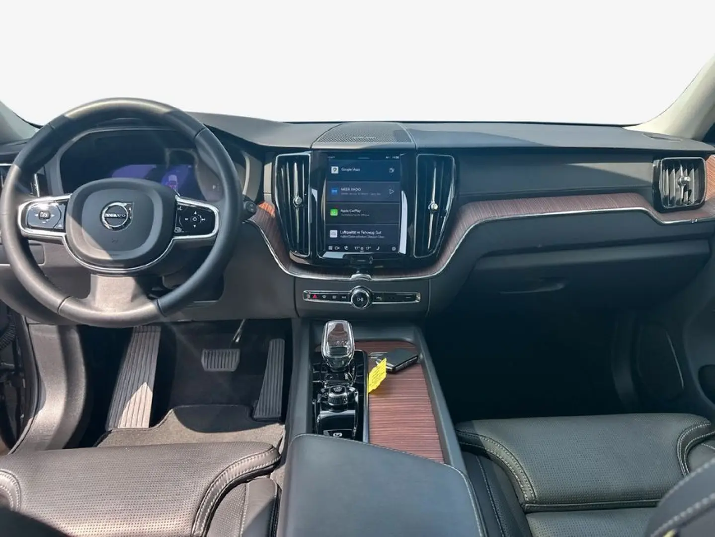 XC60 B4 D AWD Ultimate Dark PK360 SiH AHK FIS ME