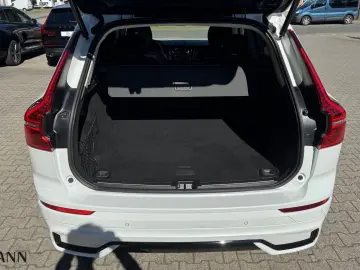 XC60 B4 Diesel Ultimate Dark   Business-Paket Pr