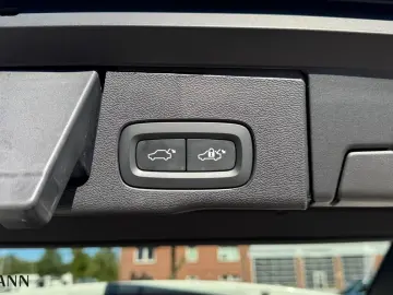 XC60 B4 Diesel Ultimate Dark   Business-Paket Pr