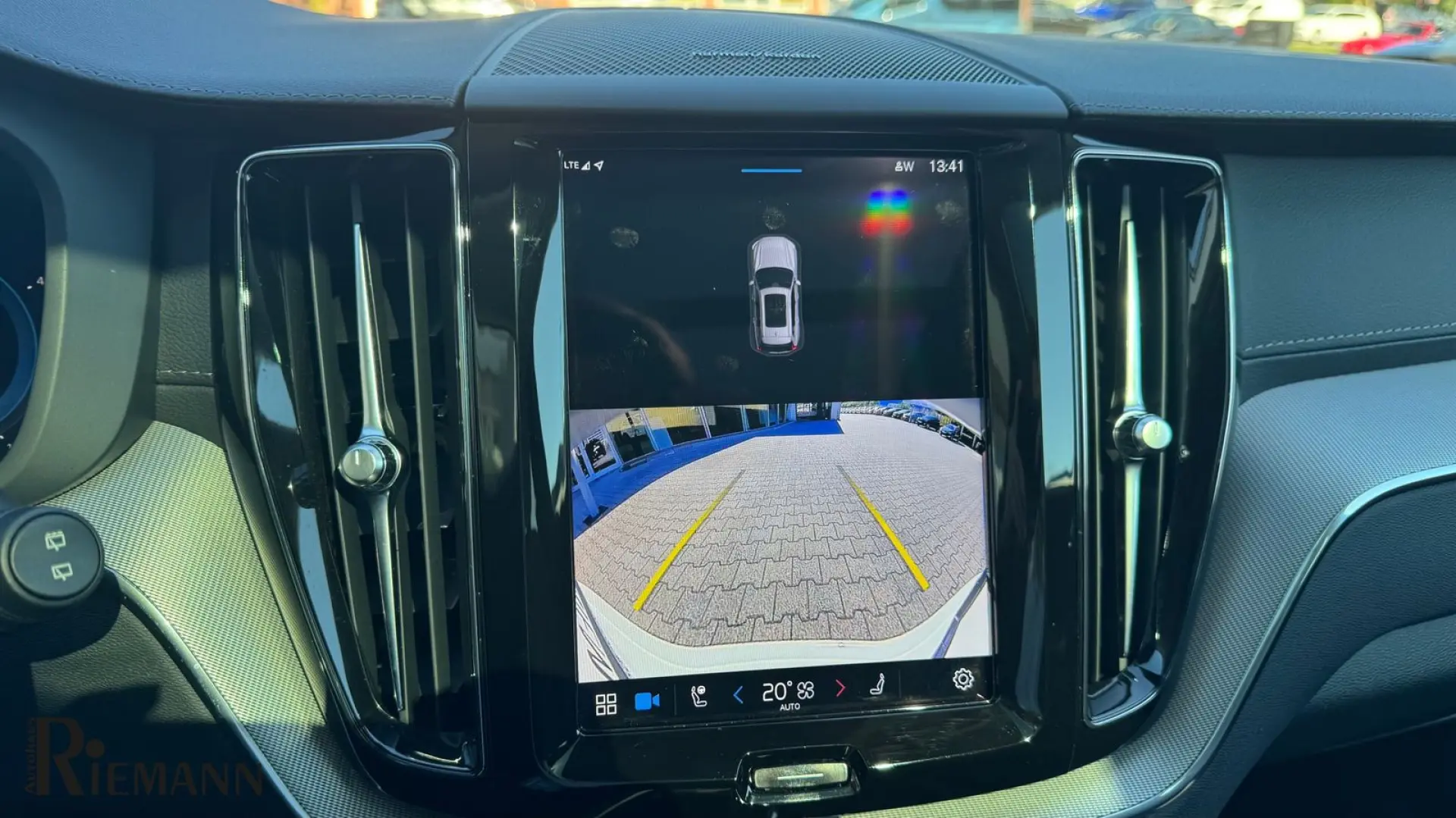 XC60 B4 Diesel Ultimate Dark   Business-Paket Pr