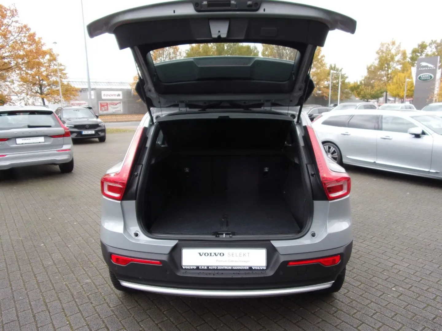 XC 40 T2 Essential 2WD Camera