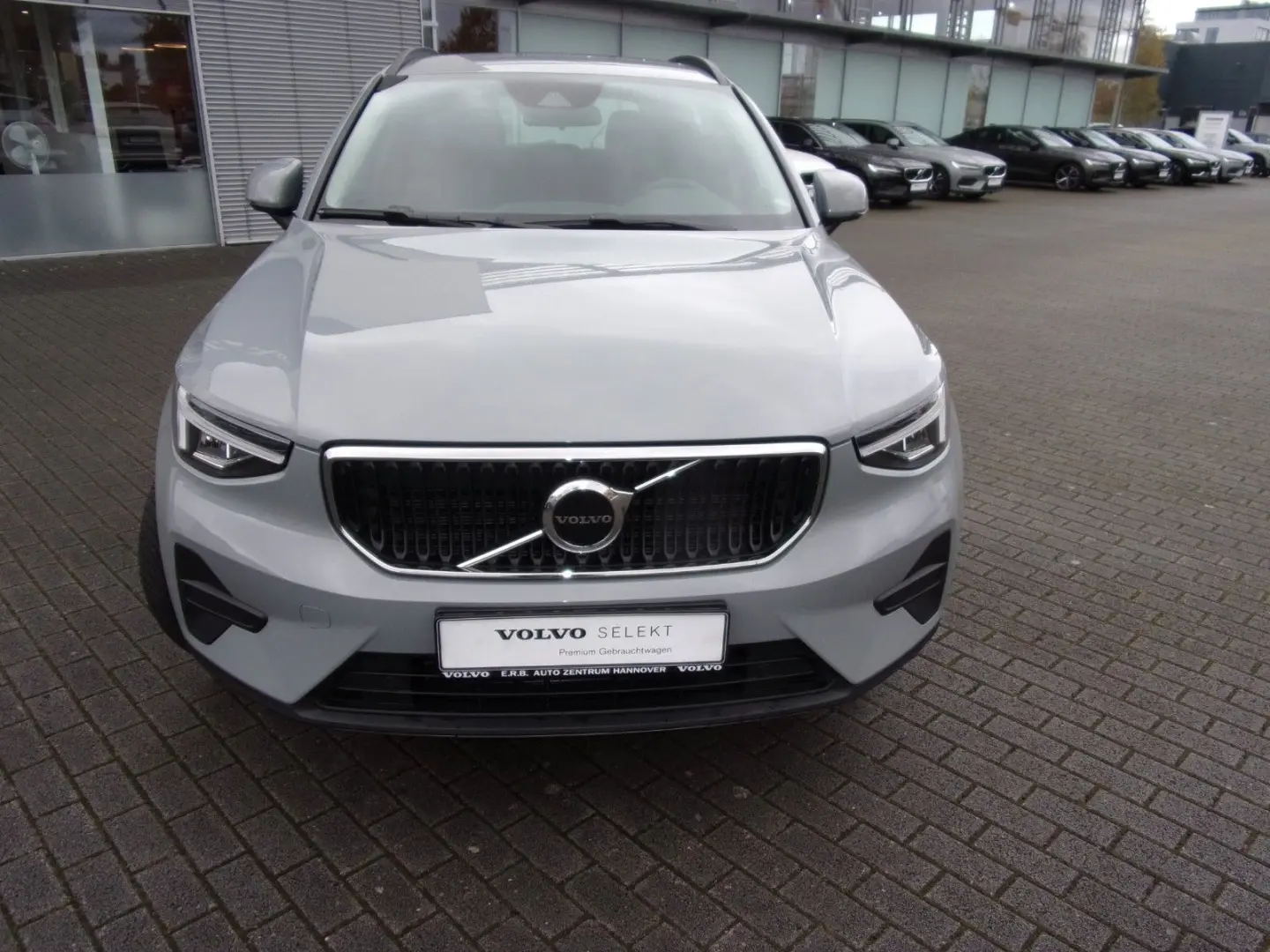 XC 40 T2 Essential 2WD Camera