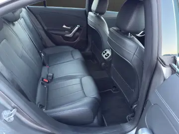 CLA 180 d COUPE AMG 7G-DCT LED NAV CAM SHZ AMB