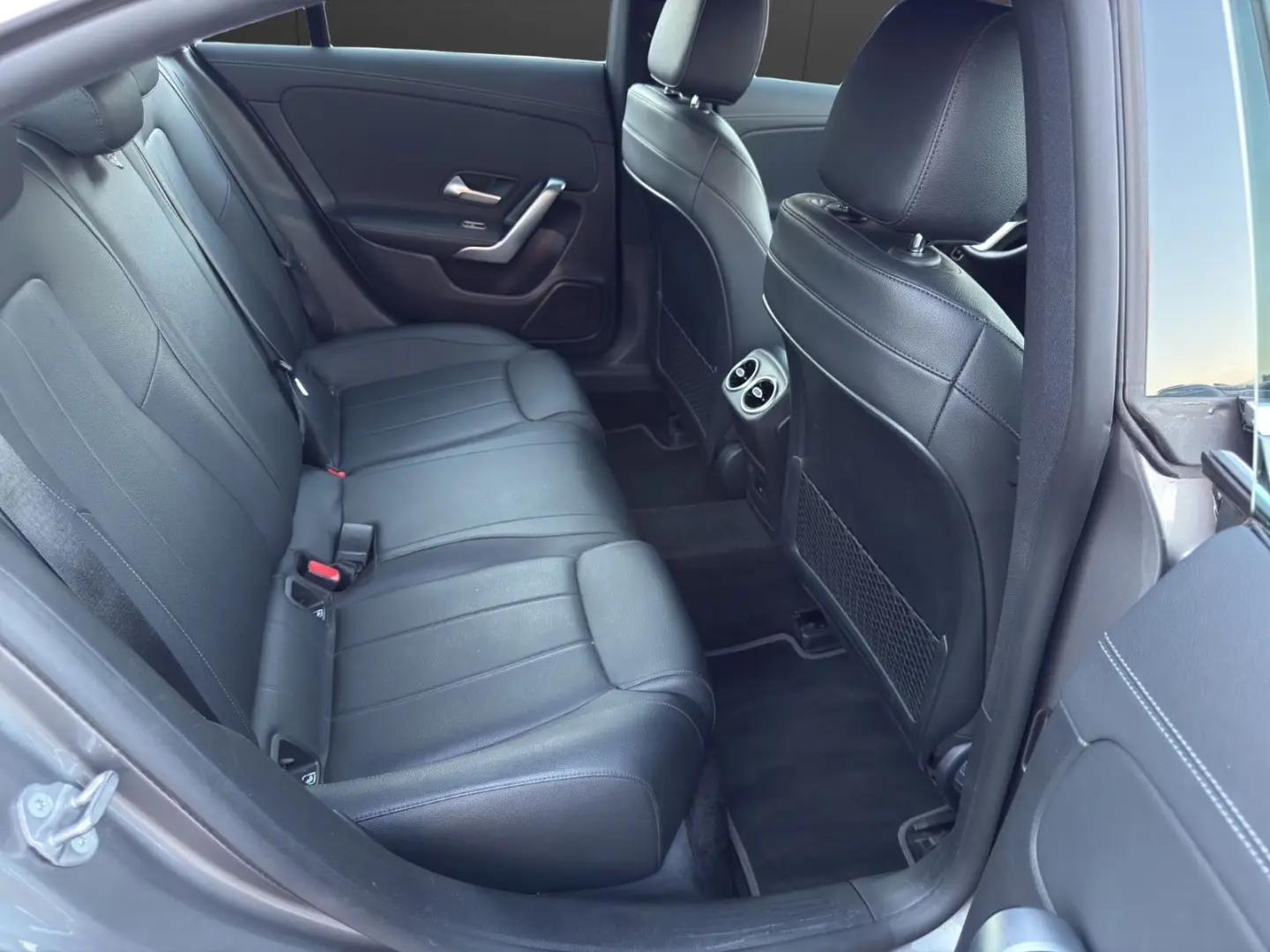 CLA 180 d COUPE AMG 7G-DCT LED NAV CAM SHZ AMB