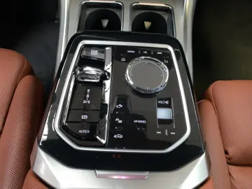 750e xDrive SkyLounge Automatiktüren DA&PAProf.