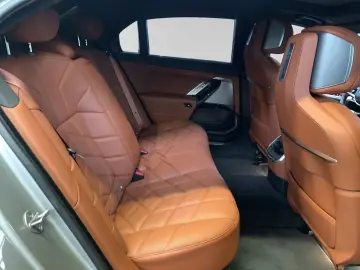 750e xDrive SkyLounge Automatiktüren DA&PAProf.