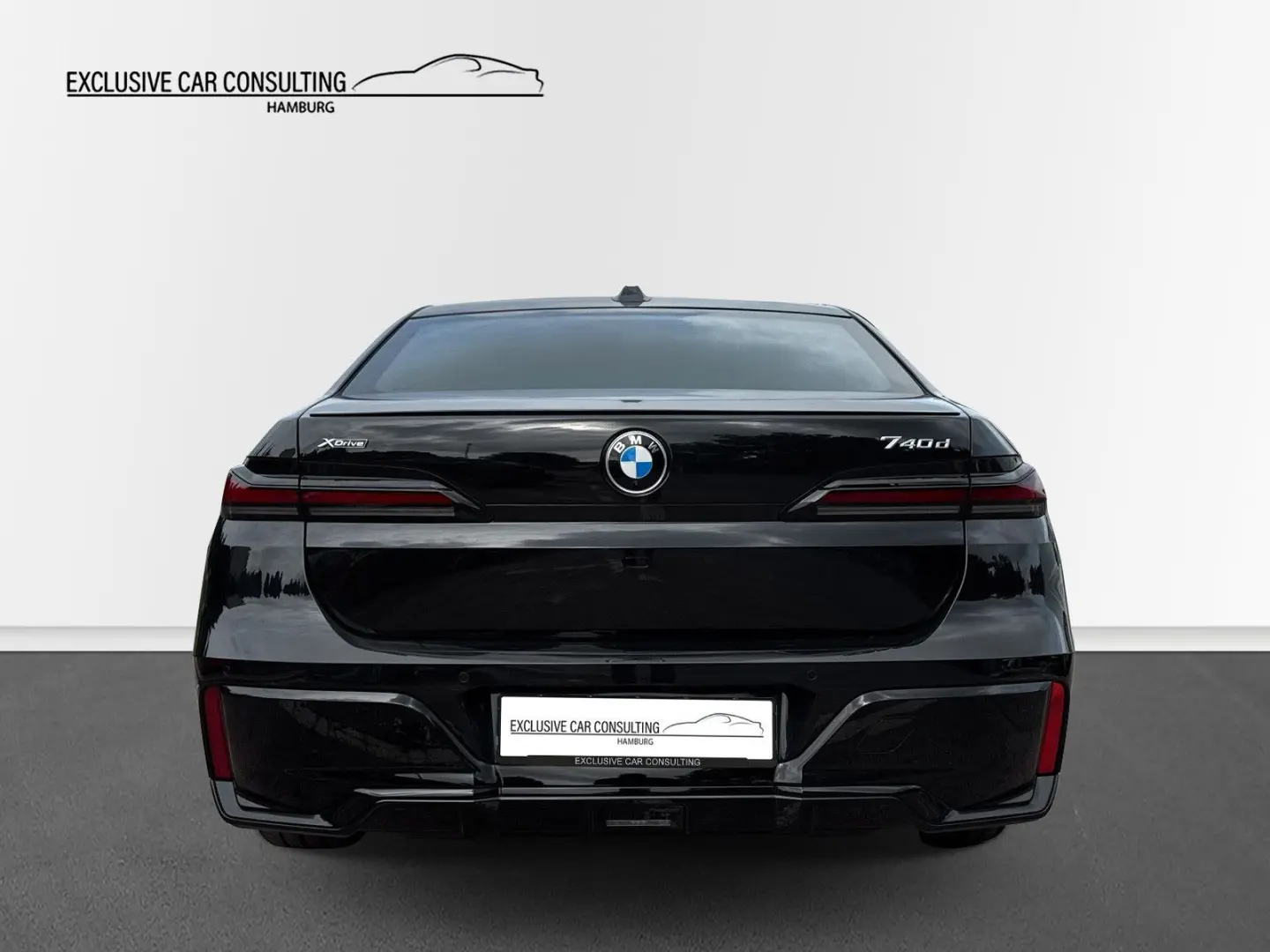 740d xDrive M SPORT PRO  Executive Lounge  Sky