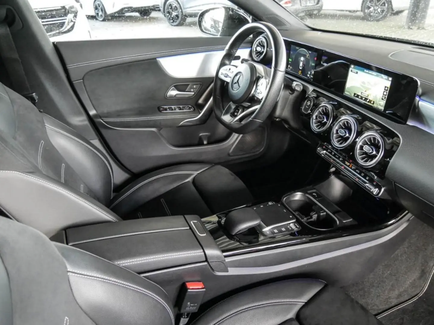 CLA 250e AMG NIGHT LED NAVI KLIMA SHZ TEMP 18''L