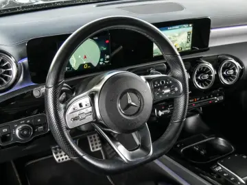 CLA 250e AMG NIGHT LED NAVI KLIMA SHZ TEMP 18''L