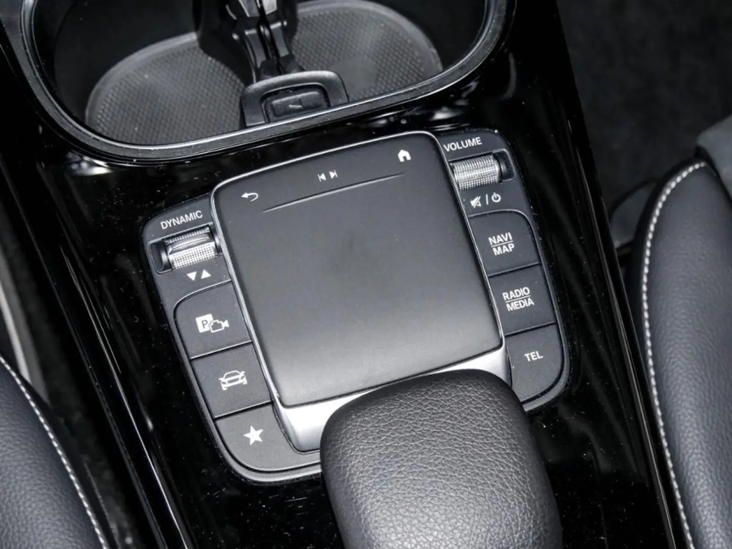 CLA 250e AMG NIGHT LED NAVI KLIMA SHZ TEMP 18''L