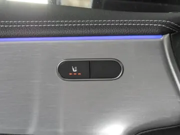 CLA 250e AMG NIGHT LED NAVI KLIMA SHZ TEMP 18''L