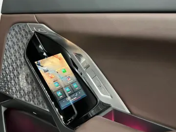 740 d xD  M-Sport B&W Fond TV Kristall A-Türen