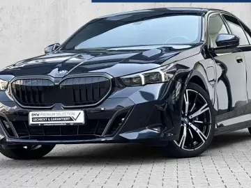 550e xDrive M Sport Pro DA Prof PA  Pano AHK B&W
