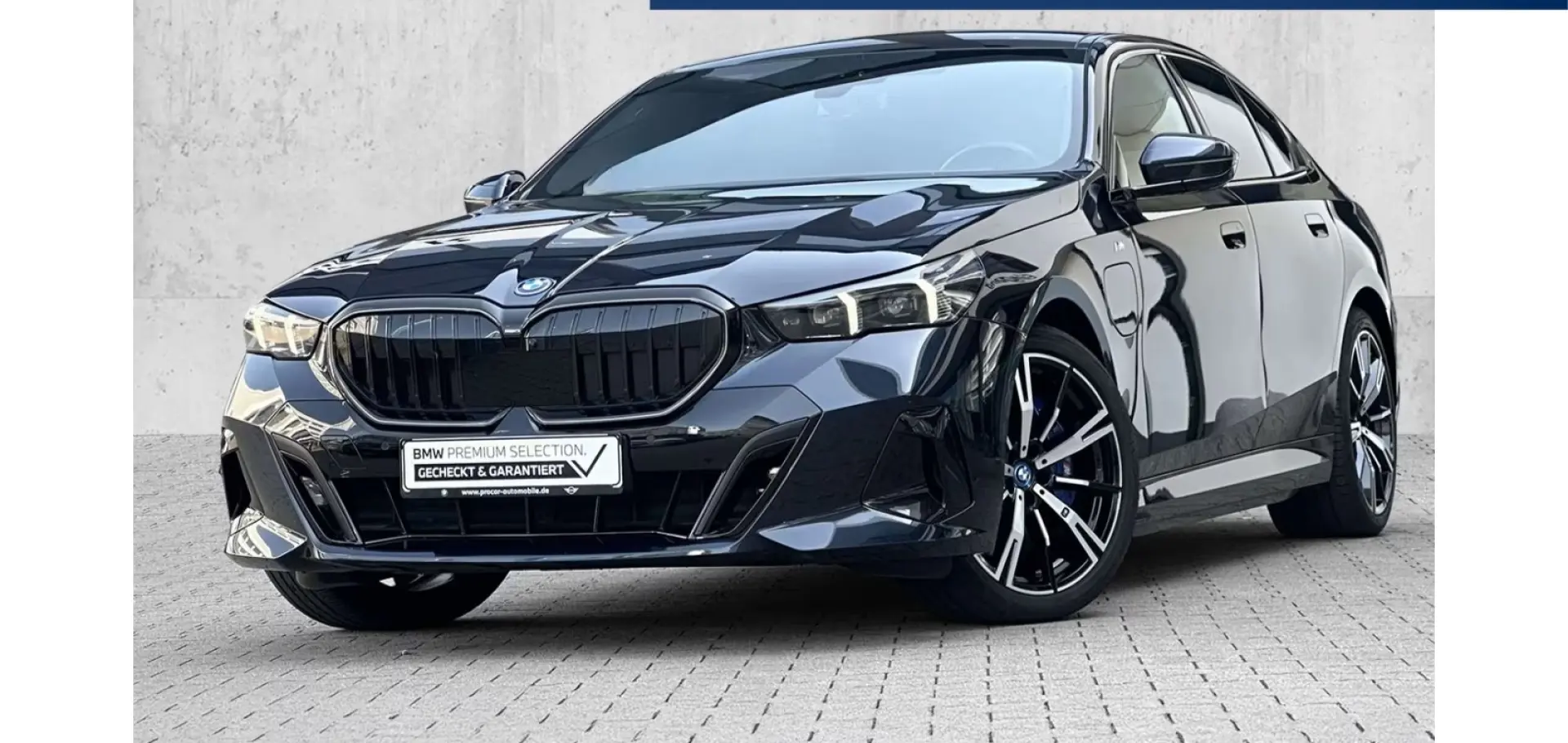 550e xDrive M Sport Pro DA Prof PA  Pano AHK B&W
