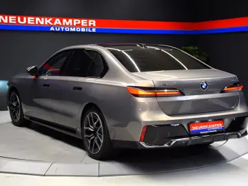 740d xDrive M Sport Sky-Lounge AHK Standheizung