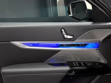 740d xDrive M Sport Sky-Lounge AHK Standheizung