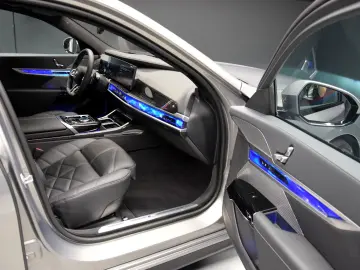 740d xDrive M Sport Sky-Lounge AHK Standheizung