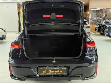 740 d xDrive M Sport PRO SKY-LOUNGE WERKGARANTIE