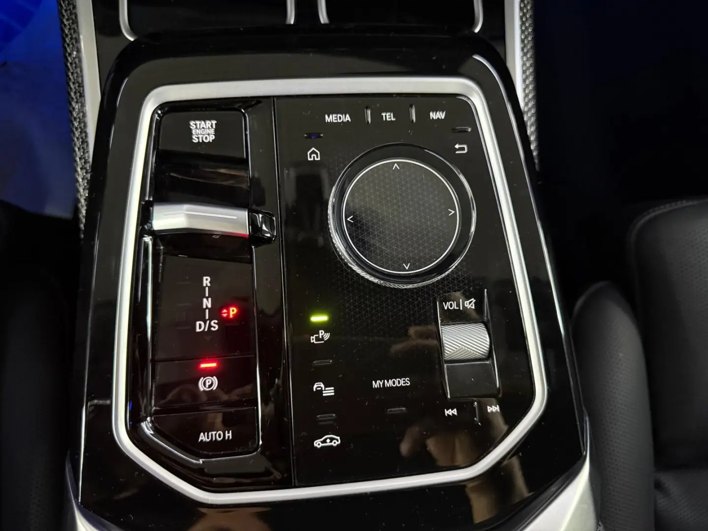 740 d xDrive M Sport PRO SKY-LOUNGE WERKGARANTIE