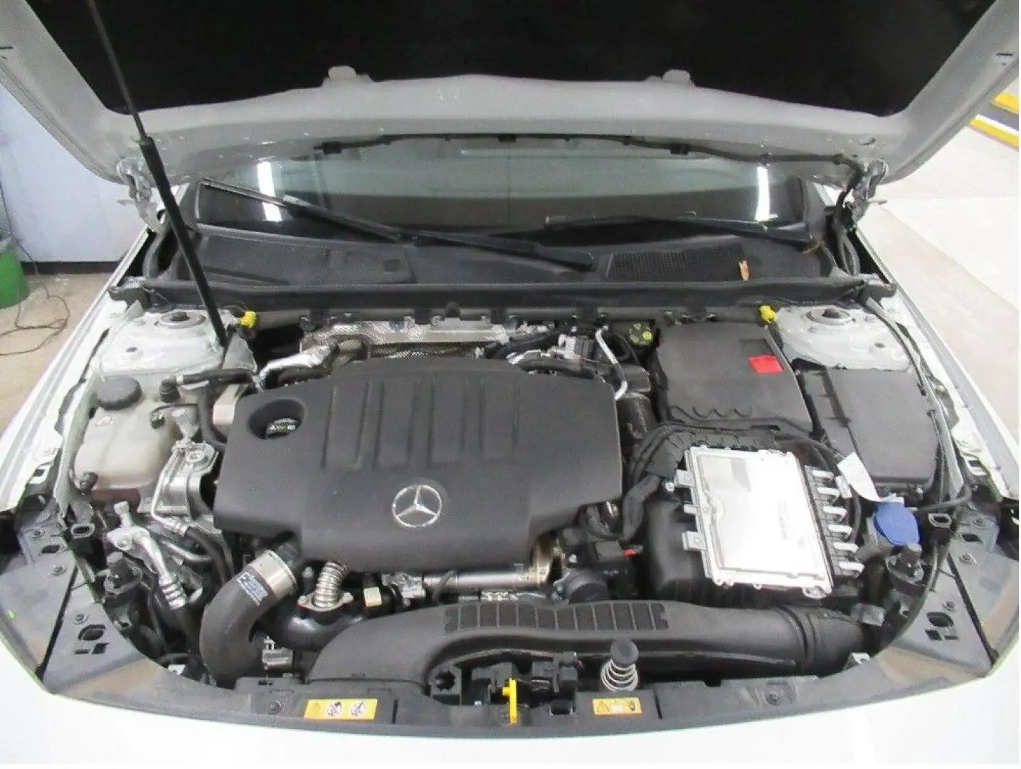 CLA 220d 8G AMG NAVI LEDER DAB SHZ AHK