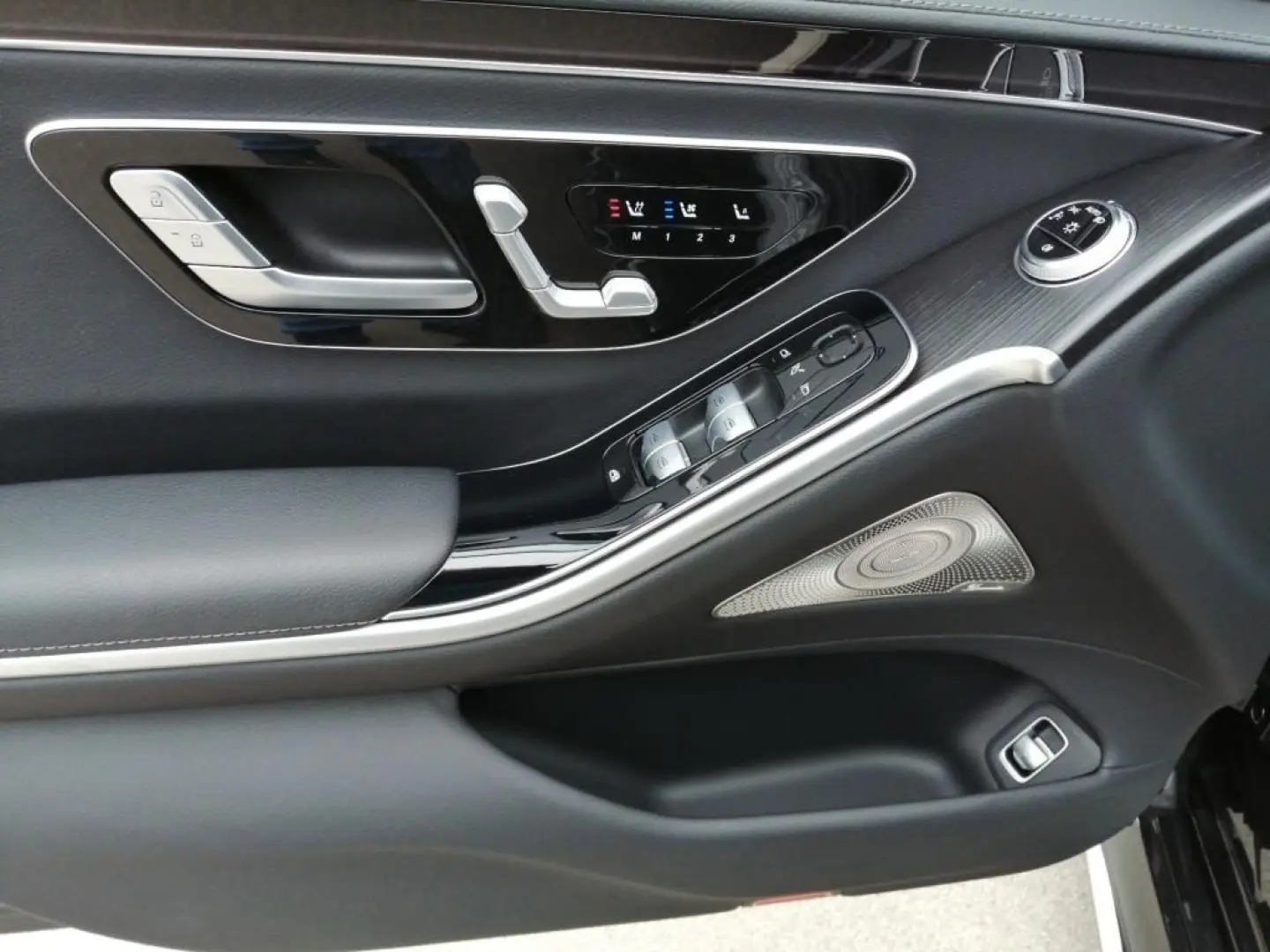 S 400 d 4M AMG Night Stdhzg Distr 360  MBUX Pano