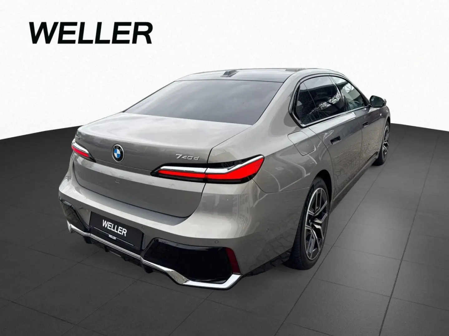 740d xDrive M SPORT SkyL Sthz AHK Autobahn B&W