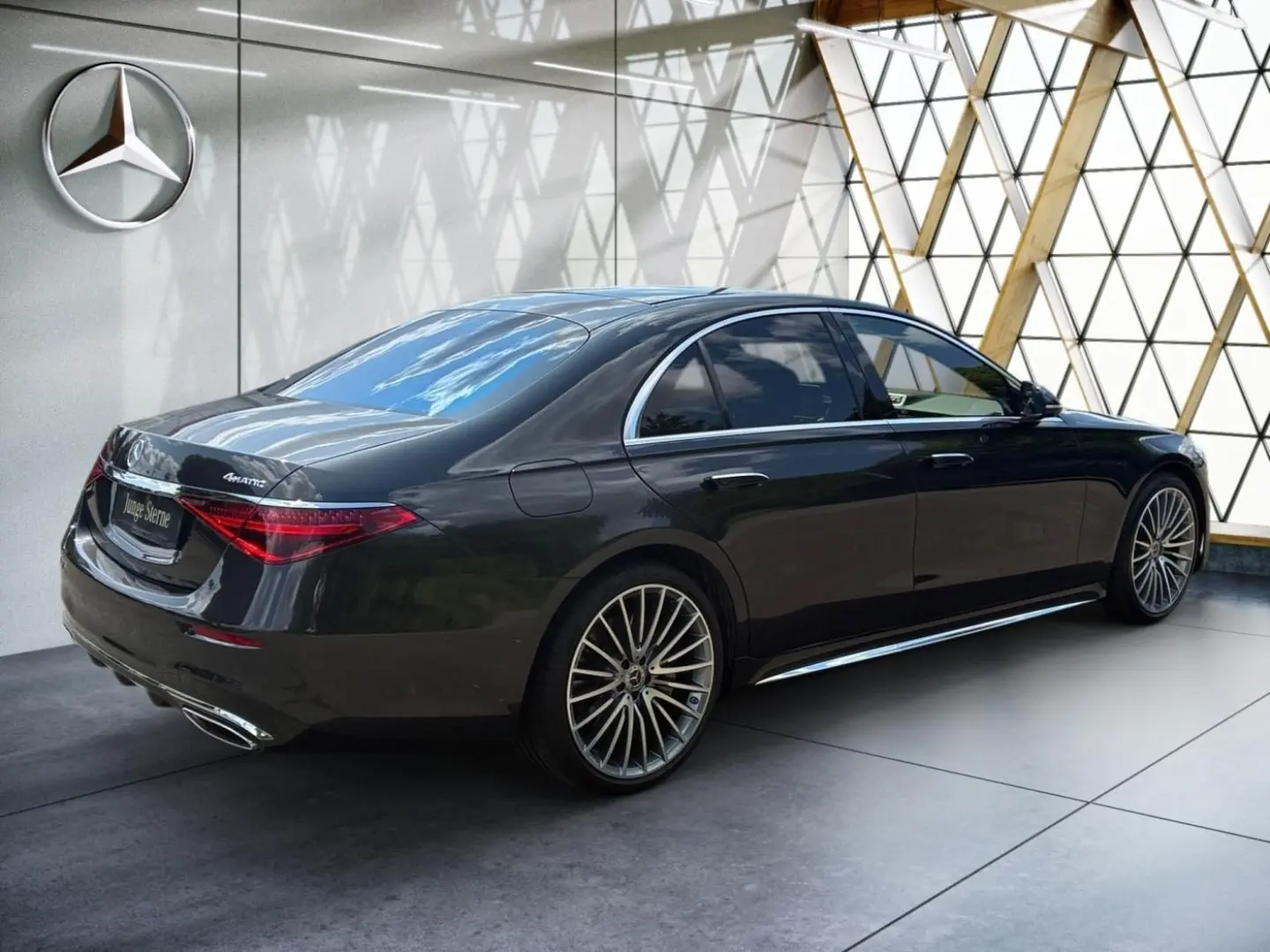 S 580 4MATIC AMG Pano AR-HUD 360  Burm