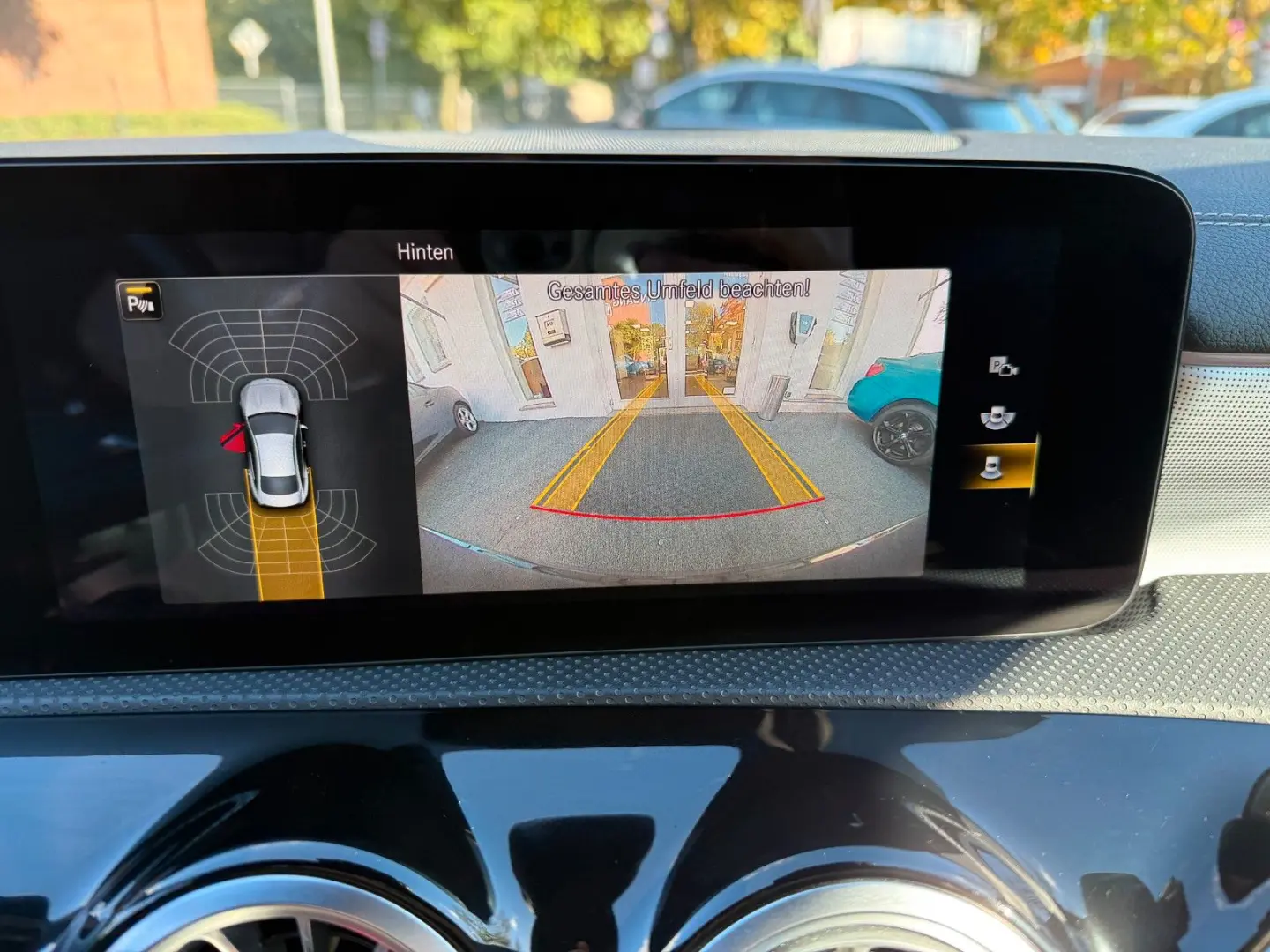 CLA 250e AMG-LINE ACC SPURHALTE LED NIGHT-PAKET